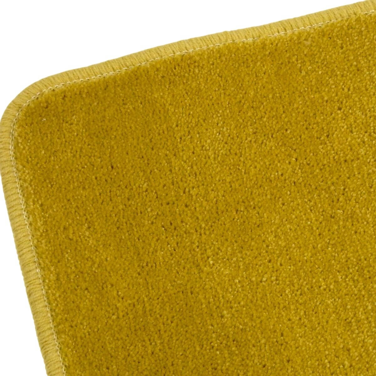 小さなアクセントマット。あがりかまちにも。