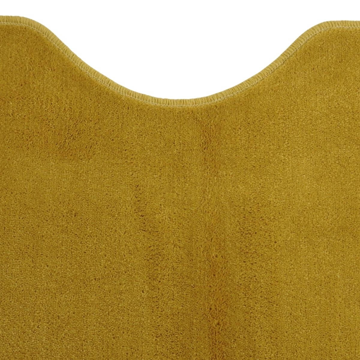 ゴールド色のトイレマット